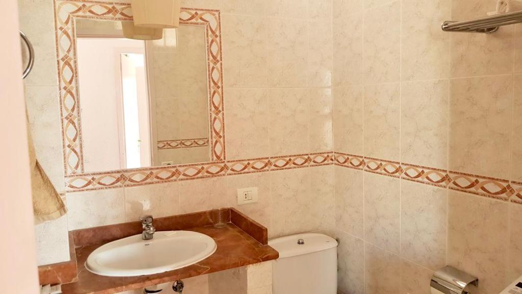 Apartment Avenida Puig Арона Экстерьер фото